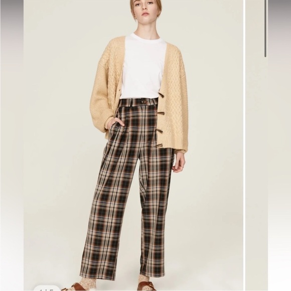 Pamela Love Beige Tan Soft Cable Knit Cardigan Rent the Runway XS - Picture 3 of 10